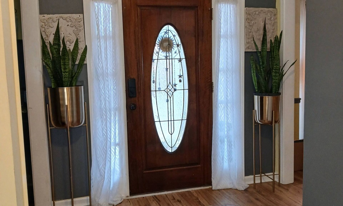 Stone Mountain House | 1-private room in single occupancy house in Stone Mountain. Be My Only Guest!