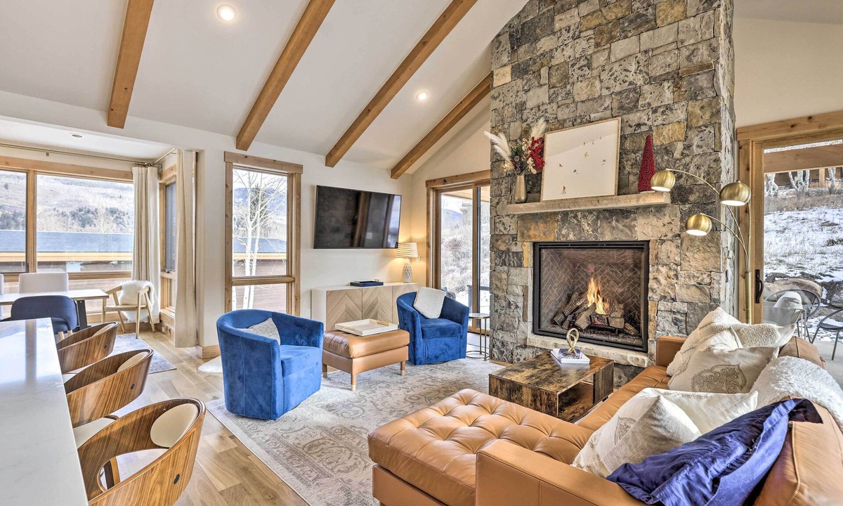 Silverthorne House | 13 Mi to Slopes! Silverthorne Home w/Pool Access