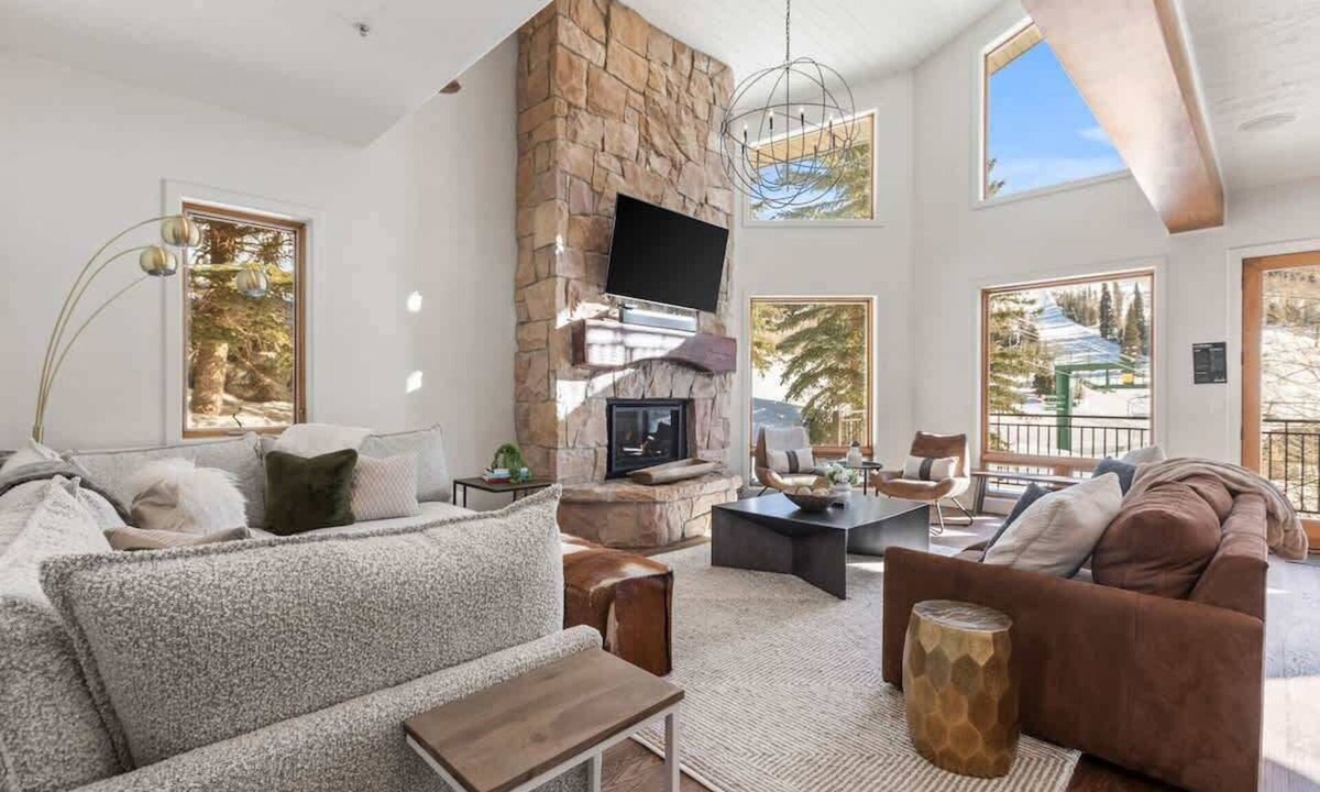 Deer Valley Condo | Abode at Sterling Lodge, ski-in/ski-out, hot tub, Silver Lake Village