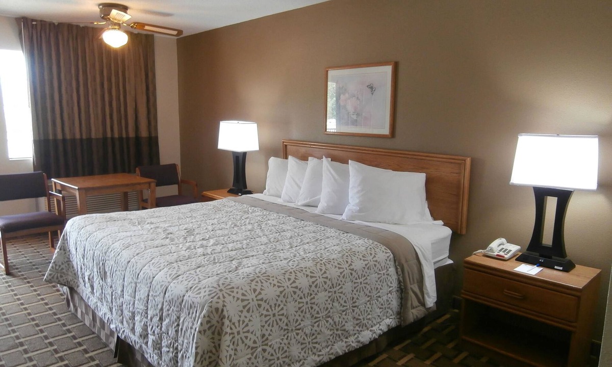 Blue Ridge Hotel | Americas Best Value Inn Blue Ridge