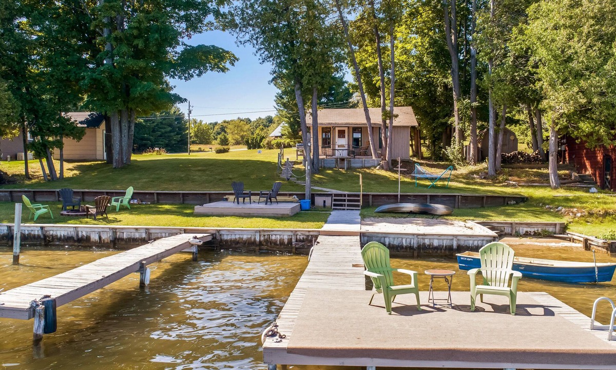 Alden Cabin | Discover Up North & Torch Lake @ the Cabin on Clam