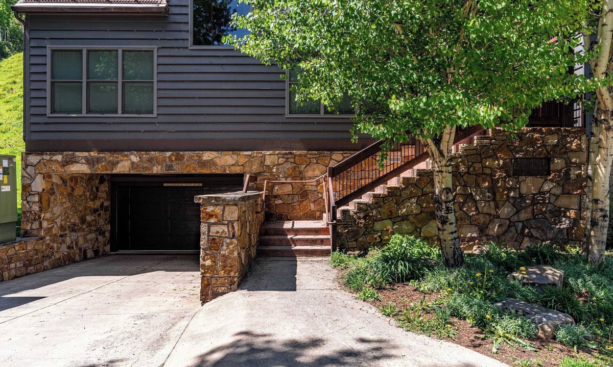 Telluride Condo | Etta Place 1 by Avantstay Ski In/Ski Out Unit w/Views of the Slopes!