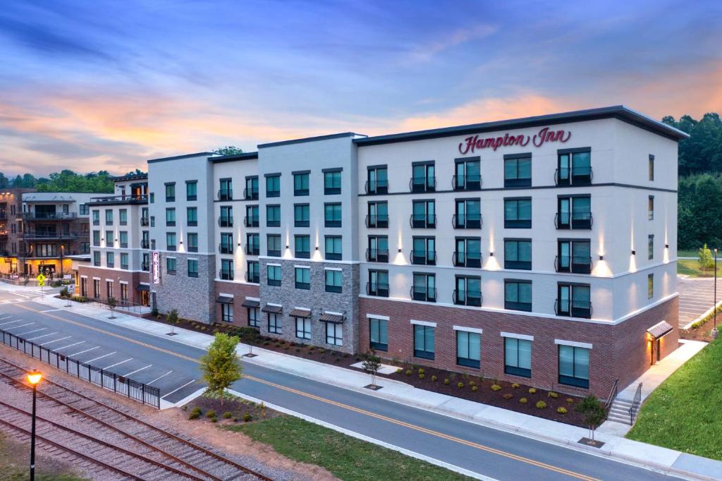 Blue Ridge Hotel | Hampton Inn Blue Ridge, GA