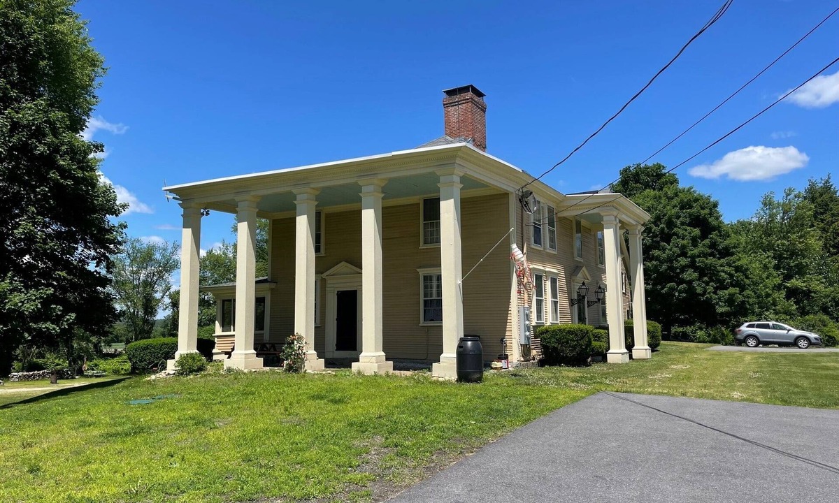 Townsend House | Historic Colonial on Willard Brook.