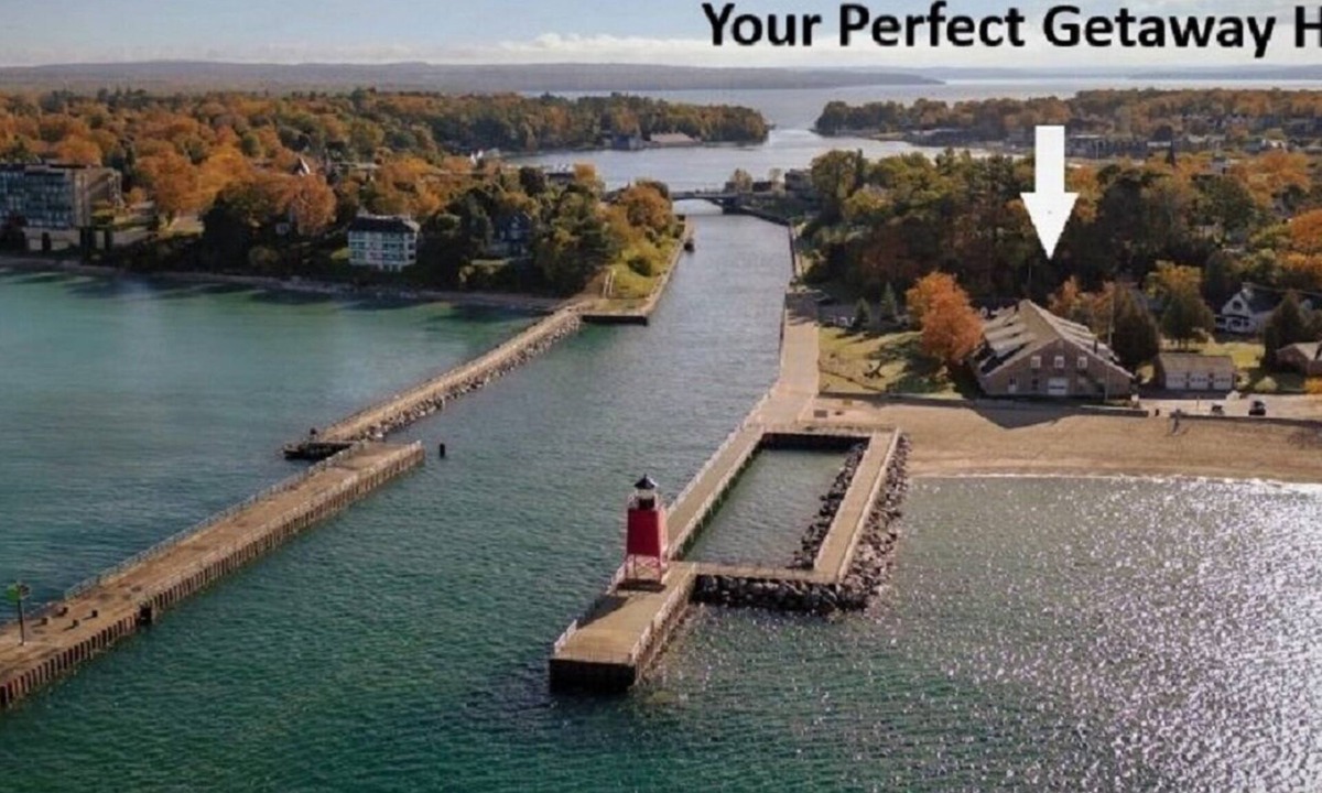 Charlevoix House | Lake Michigan Waterview Family Retreat - Steps to Beach & Downtown Charlevoix