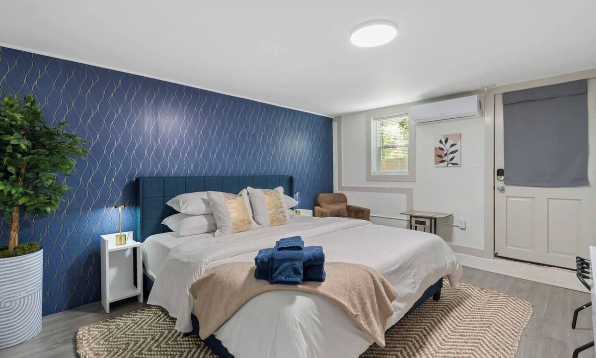 Marietta Apartment | Marietta Square Suites - Suite3 - Cozy Studio!