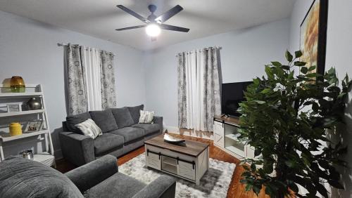 Staunton Apartment | Peabody short term rental