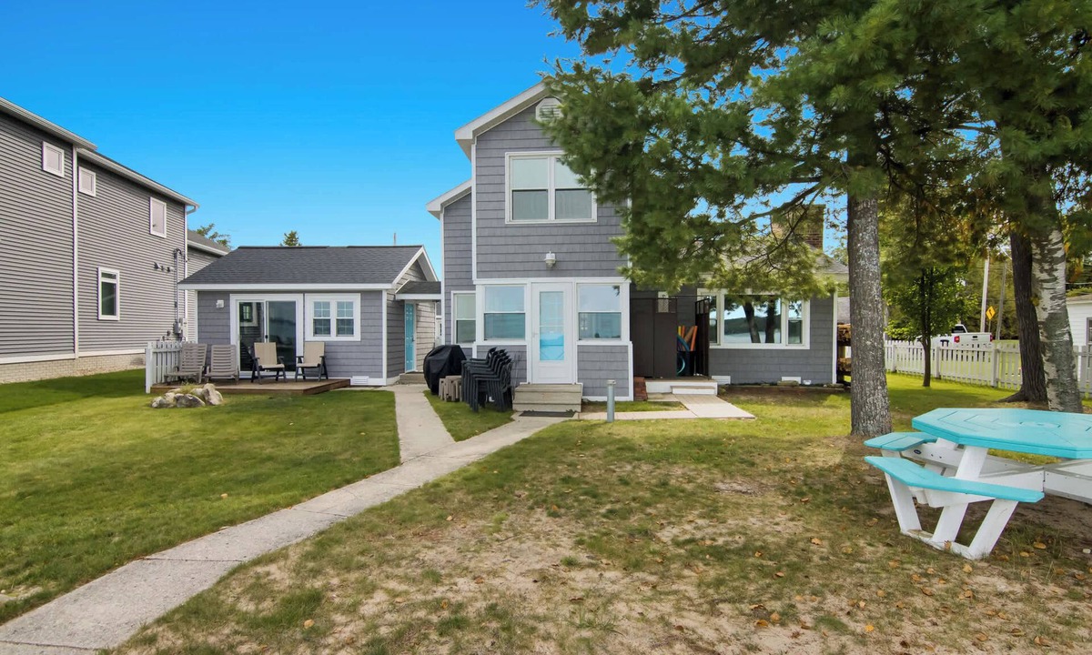 Rapid City House | Sand Bar Delight | Torch Lake