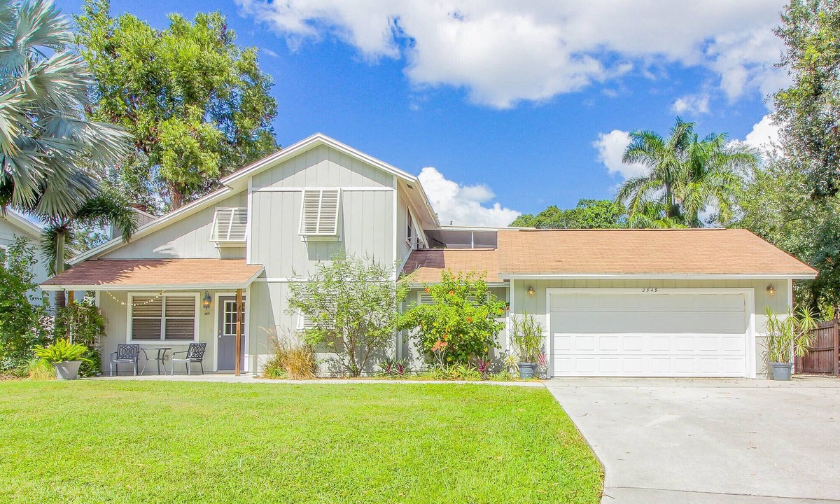 Riverview Estates House | Tranquil private pool home near Siesta Key Beach