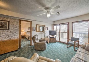Branson Condo w/Views: 2 Mi to Silver Dollar City