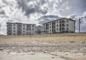 Oceanfront Ormond Beach Condo w/Pool Access!
