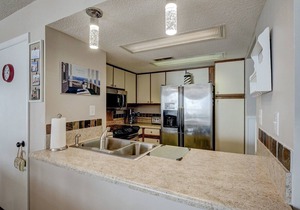 Oceanfront Point Unit, with wine fridge, steps to the beach