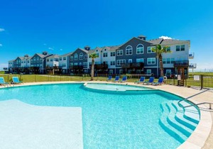 WhiteCap Beach, Pool, BBQ Sleeps 8
