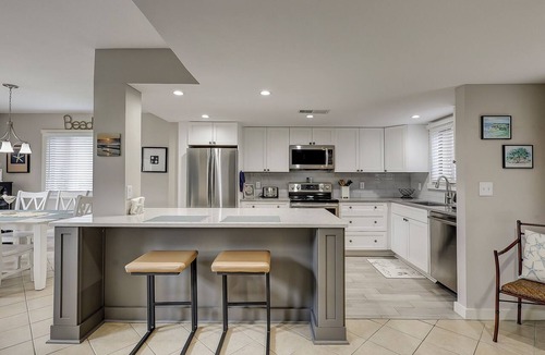 Sea Pines Condo | 263 Stoney Creek- Quick walk to the RBC Heritage - 2025 Availability!