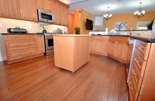 Saratoga Springs House | 50% OFF SUMMER BY TRACK INCLUDING JULY 26-AUG 6! Heated Pool🏊By Town🌇Golf⛳️ Lake🏖️