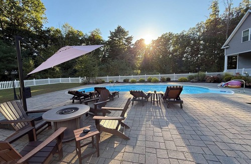Saratoga Springs House | 50% OFF SUMMER BY TRACK INCLUDING JULY 26-AUG 6! Heated Pool🏊By Town🌇Golf⛳️ Lake🏖️
