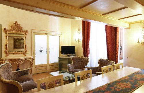 Santa Croce House | Apartment in Florence Near Duomo