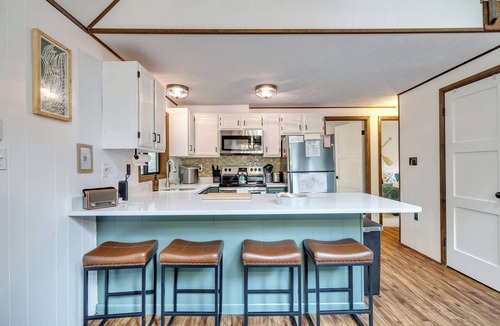 Locust Lake Village Ski Chalet | Beach Access,FirePit,Game Rm,Water Park