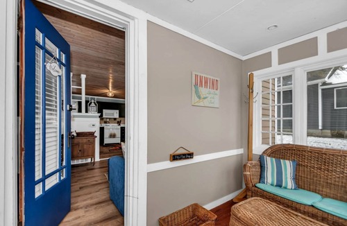 Grand Beach House | Beachglass Cottage - Family Friendly Kids and Pets, Grand Beach, MI