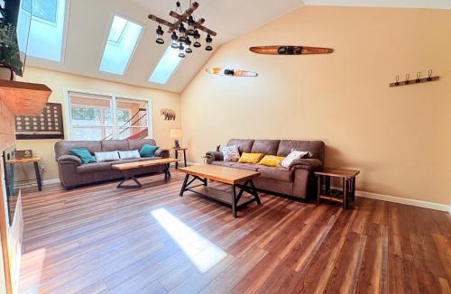 Massanutten Resort | Bear Cabin-3 BR 2 Bath with Indoor Hot tub-one level-FREE Pool Pass-Pet welcome