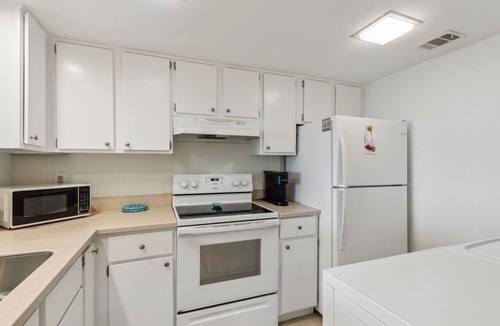 Amelia City Condo | Beautiful First Floor Oceanfront Condo at Amelia Surf and Racquet-Close to Pool!