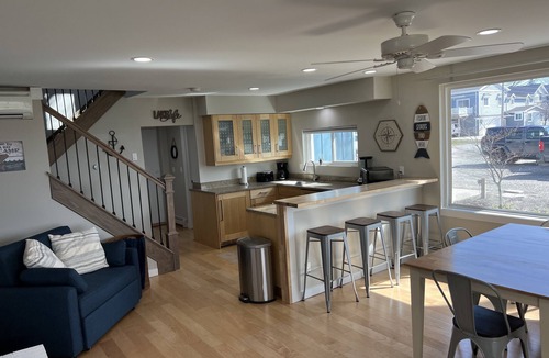 Anchorville House | Cabana Bay Fish Camp, Lake St. Clair- Minutes to Anchor Bay