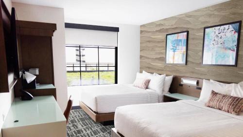 Southern Crossing Hotel | Cambria Hotel Bend - Mt Bachelor