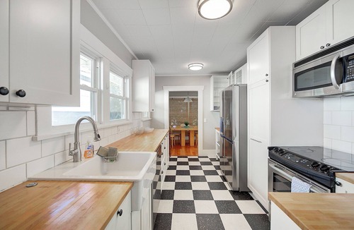 Minor House | Charming 4-bedroom house at Seattle University Campus
