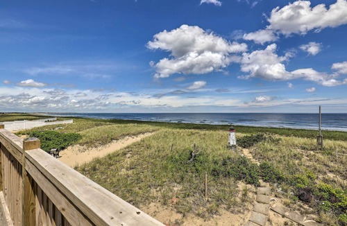 Salisbury House | Charming Oceanfront Home on Salisbury Beach