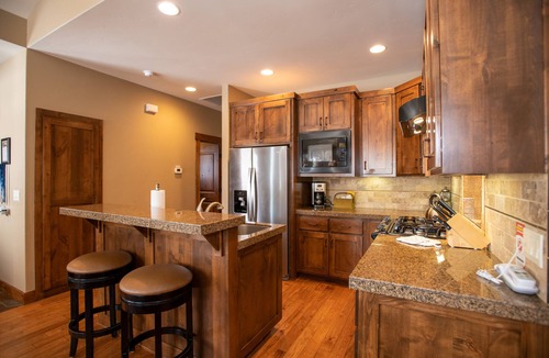 Sunriver Cabin | Cozy Caldera Stay with Access to Forest House