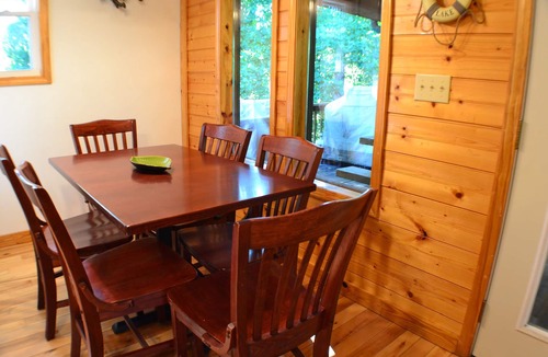 Byrdstown House | Dale Hollow Lake Paradise - Family Friendly, Pet Friendly, Party Ready!