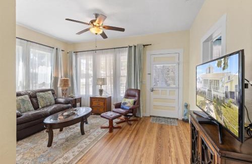 Cedar Key House | Eva Maes Waterfront Cottage Cedar Key Amazing View