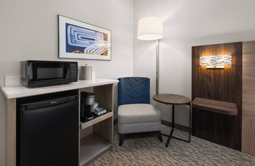 Acme Hotel | Holiday Inn Express Hotel & Suites Acme-Traverse City by IHG