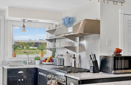 Scituate House | Immaculate Ocean Views | Sleeps 11 | Waterfront!