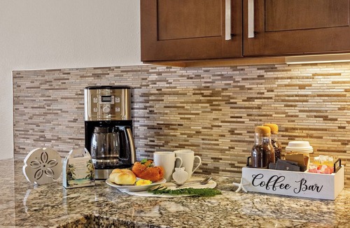 Kahana Condo | Incredible Oceanfront Corner Penthouse, 3B/3Ba, 2700 sq ft, NEW remodel!