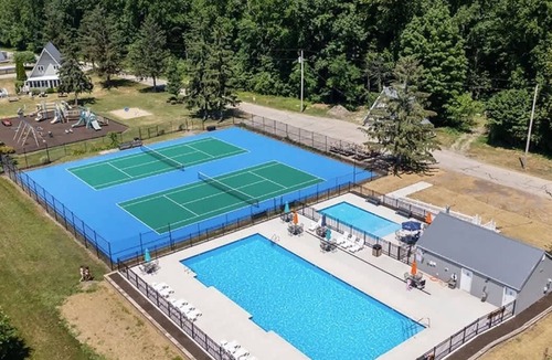 Stevensville Ski Chalet | Juniper Presents: Chalet #81 - Nr Pool & Tennis & Resort Amenities