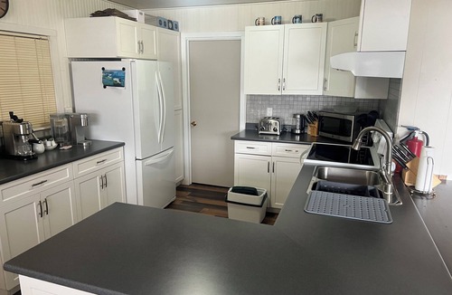Lake Roesiger Cottage | Lake house @ Lake Roesiger - Private beach & 1 acre of solitude