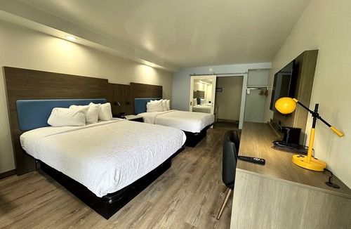 Pigeon Forge Hotel | Lodge at Mill Creek