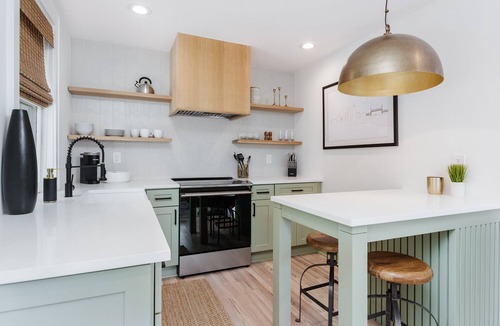 Avondale Apartment | Luxury Garage Studio