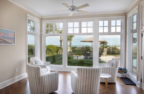 Sea Pines House | Luxury, Stunning 6 Bedroom Home with Saltwater Pool on the Beach