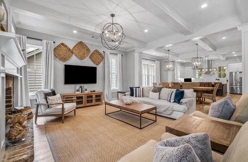 Lawton Woods House | Luxury Vacation home in Sea Pines Resort 4 BR 3.5 BA Bikes & Beach Gear included