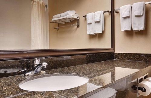 Mishawaka Hotel | Mishawaka Inn