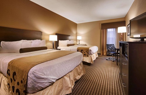 Mishawaka Hotel | Mishawaka Inn