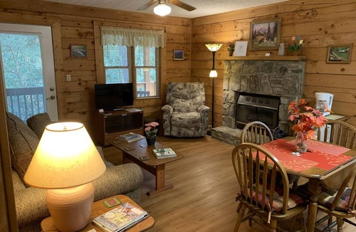 Sherwood Forest Cabin | Misty Creek Log Cabins