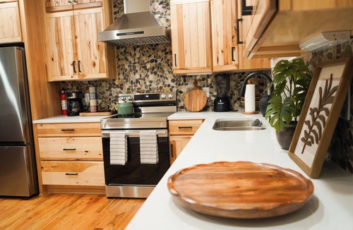 Stone Mountain House | NEW luxury bungalow Mins to Stone Mountain Park Convenient for FIFA Guests