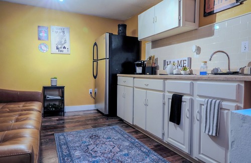 Downtown Las Vegas House | Private 2 Bedroom Guesthouse Near Fremont!
