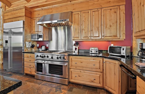 Deer Valley House | Private Alpine home with hot tub, fireplace and mountain views