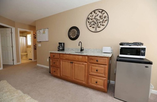 Marietta Apartment | Private Loft Apartment · Private Guest Home