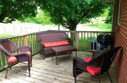 Abingdon House | Relaxing, Cozy, Convenient, 2 mi. from the Creeper Trail/South Holston Lake,