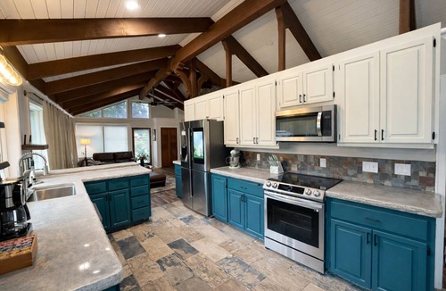 Arlington Heights House | Resort-Style Retreat ~ Pool Hot Tub Theater Game Room Sauna Acreage